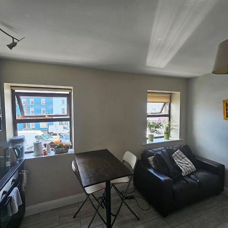Cosy City Centre Apartment Голуэй Экстерьер фото