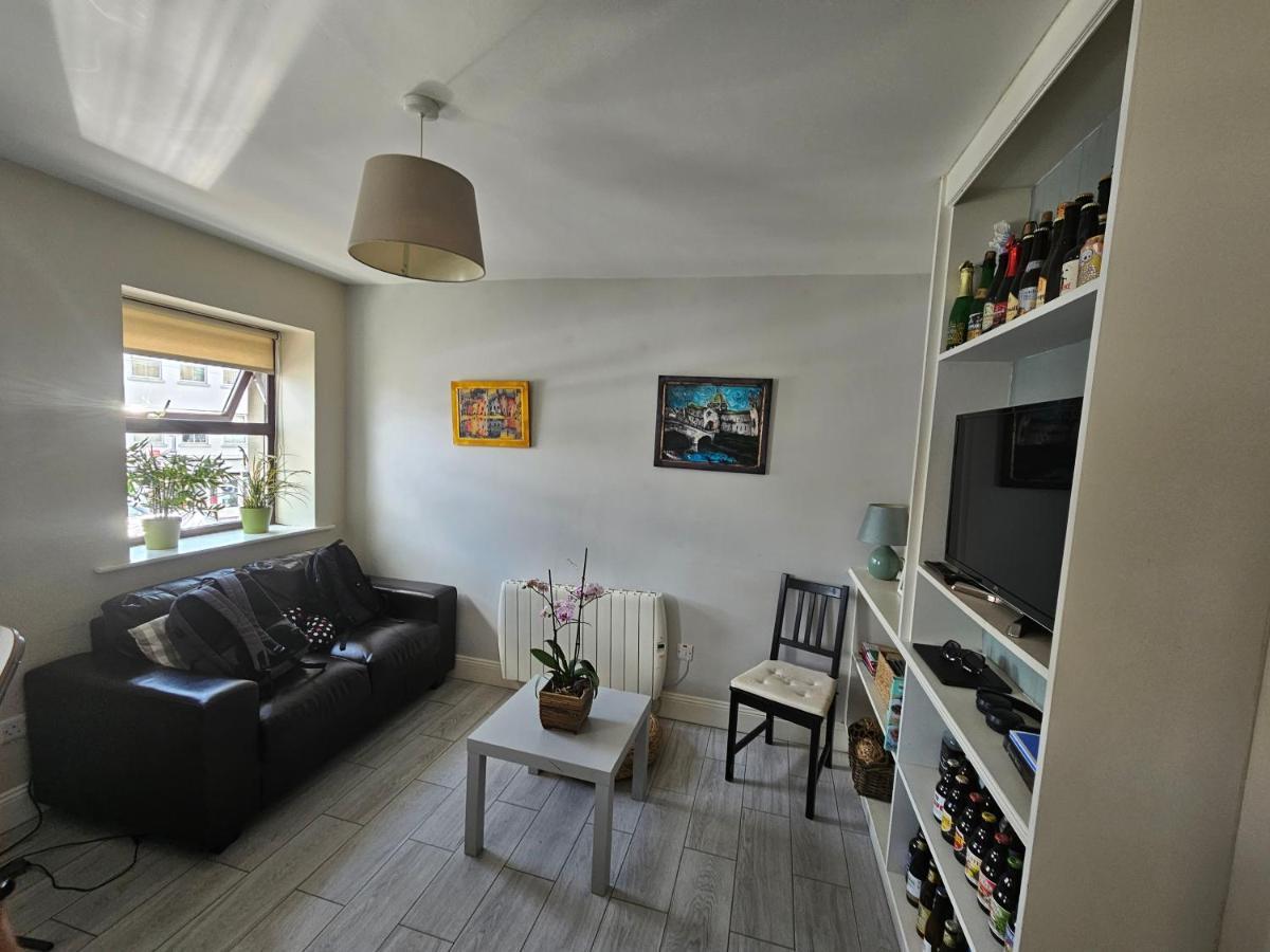Cosy City Centre Apartment Голуэй Экстерьер фото